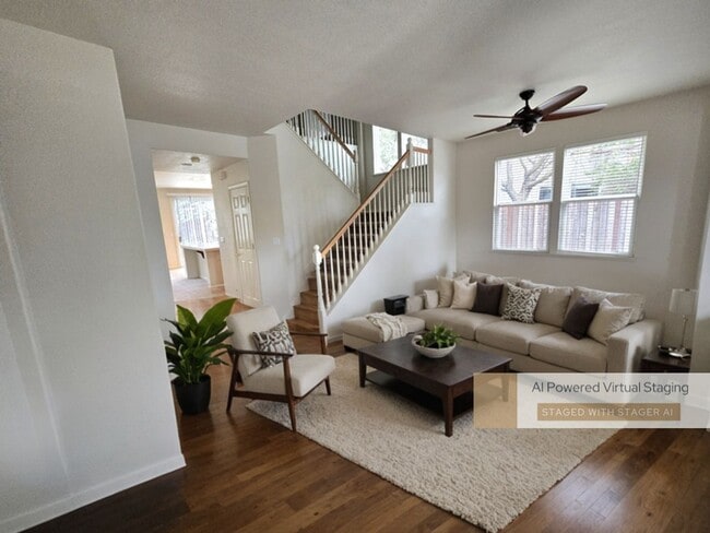 Building Photo - Wonderful 4 bedroom 3 full bath in the Wildhorse Golf Course Community.