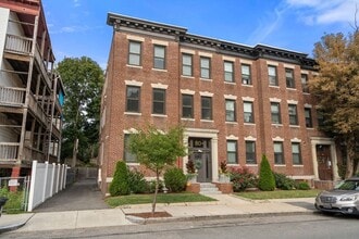 Building Photo - 80 Winthrop St