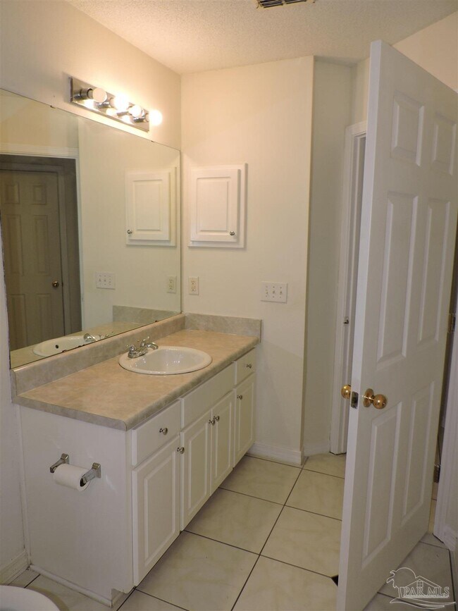 Building Photo - 1781 Silas Cir