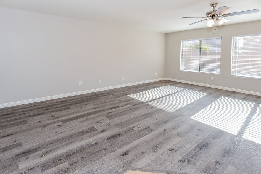 Building Photo - 6517 Coffeeville Creek Dr