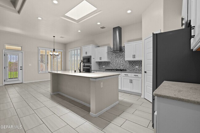 Building Photo - 1128 Paseo de Suerte Dr