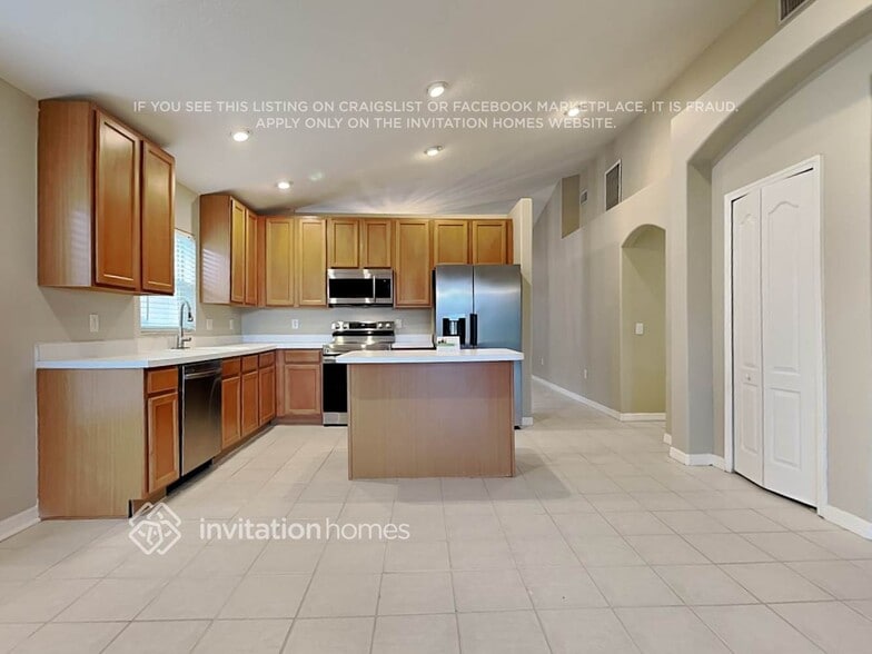 Building Photo - 19250 Fishermans Bend Dr