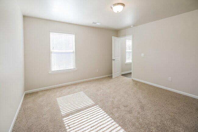 Building Photo - 3497 Dacite Ct