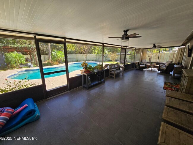 Building Photo - 7769 Andes Dr