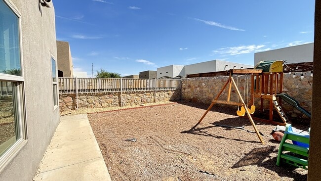 Building Photo - 2148 Honour Point Pl