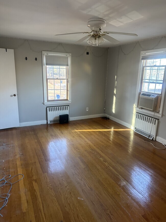 Building Photo - 125 Stimson Rd