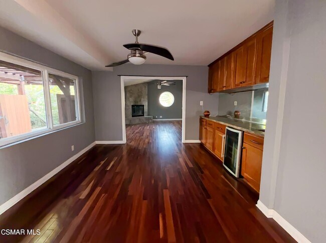 Building Photo - 8625 Delmonico Ave