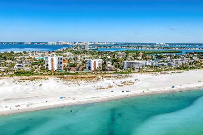 Building Photo - 500 S Washington Dr