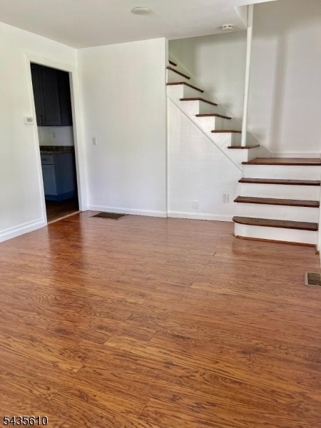 Building Photo - 355 Elm St