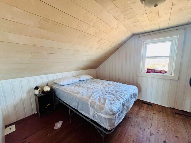 Building Photo - 3420 Point Lookout Rd