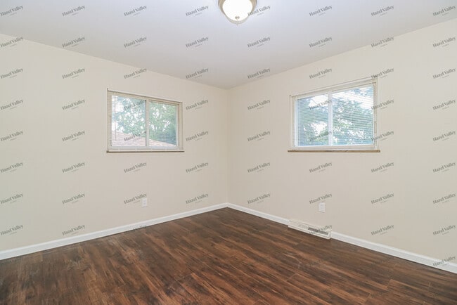 Building Photo - 8787 Boyce Pl