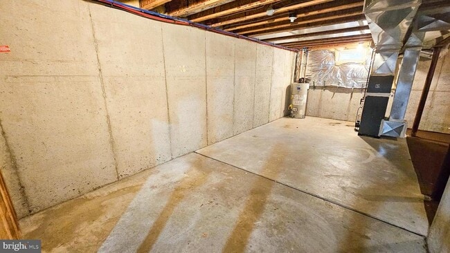 Building Photo - 380 Radio Rd
