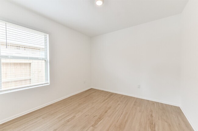 Building Photo - 24218 Breckenridge Pass Ln