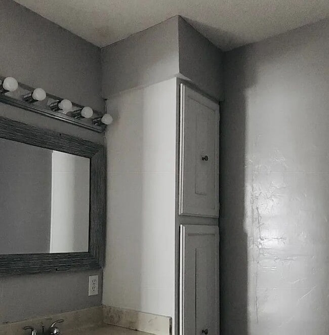 Building Photo - Ideal Home in McAllen!
