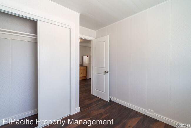 Building Photo - 2 br, 1 bath House - 87-346 Hakimo Rd B