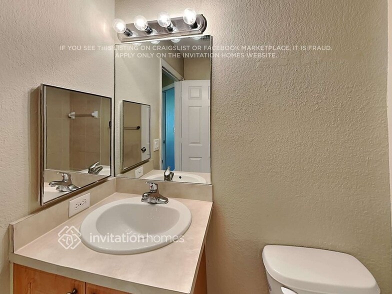 Building Photo - 6727 Old Farm Trail