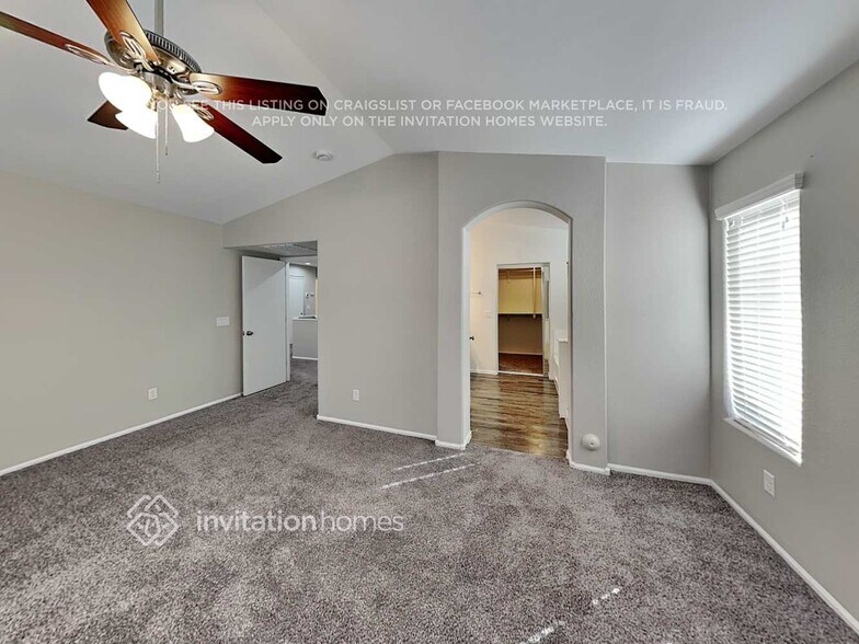 Building Photo - 4823 W Beautiful Ln