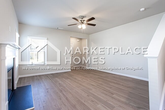 Building Photo - 250 W L Miller Dr