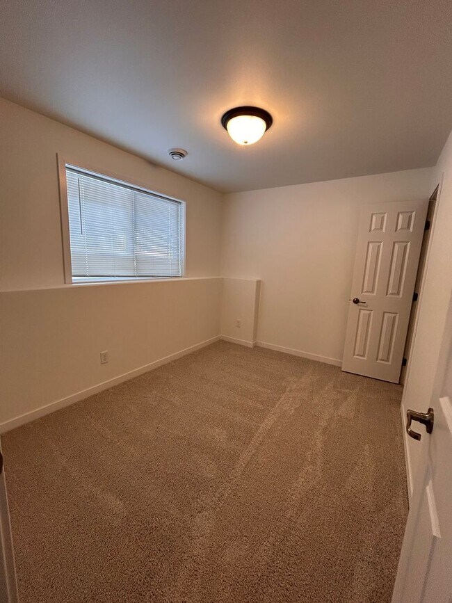 Building Photo - The Wilds Townhomes