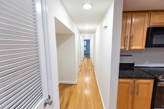Building Photo - Columbia Heights Large Two Bed Condo Rental with Parking and Patio Space