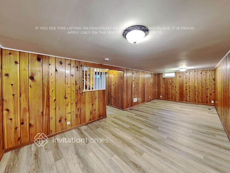 Building Photo - 7338 2nd Ave S