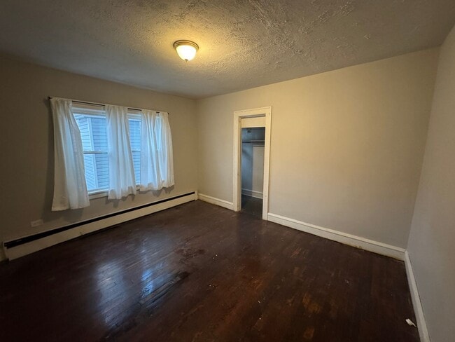 Building Photo - 12611 Franklin Blvd