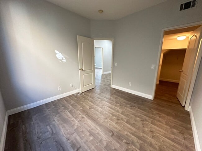Building Photo - 3 Bdrm/3 Bath Brea Artisan Walk Home