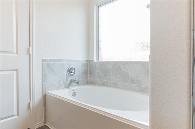 Building Photo - 21312 Quick Fox Dr