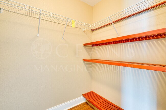 Building Photo - GORGEOUS Waterfront Condo in South Daytona