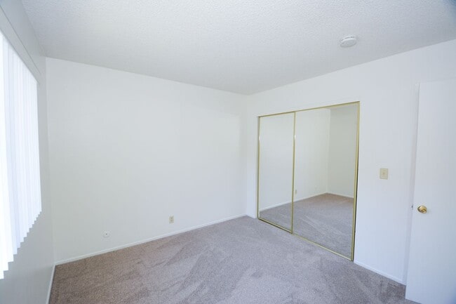 Building Photo - 1202 Portola Rd
