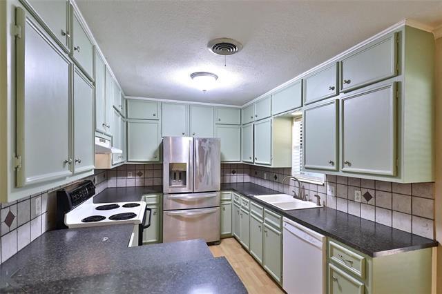 Building Photo - 2682 Madison Ave