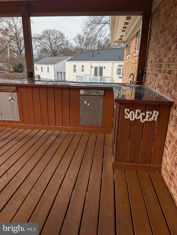 Building Photo - 5711 Berwyn Rd