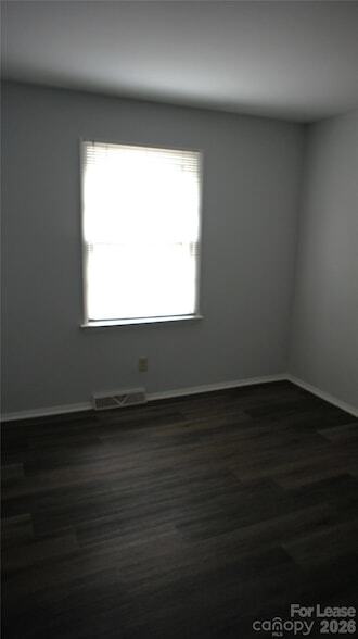 Building Photo - 10000 Ridgemore Dr