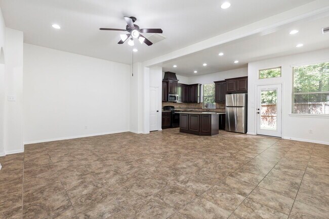 Family room and Open Island kitchen - 14 Cheswood Manor Dr