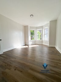 Building Photo - 11 Worcester Pl