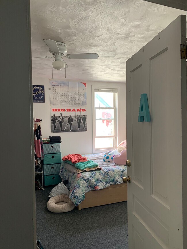 Building Photo - 308 S Neville St