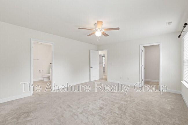 Building Photo - 404 Avery Glenn Way