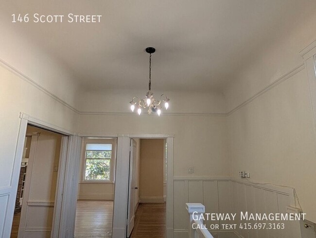 Building Photo - 146 Scott St