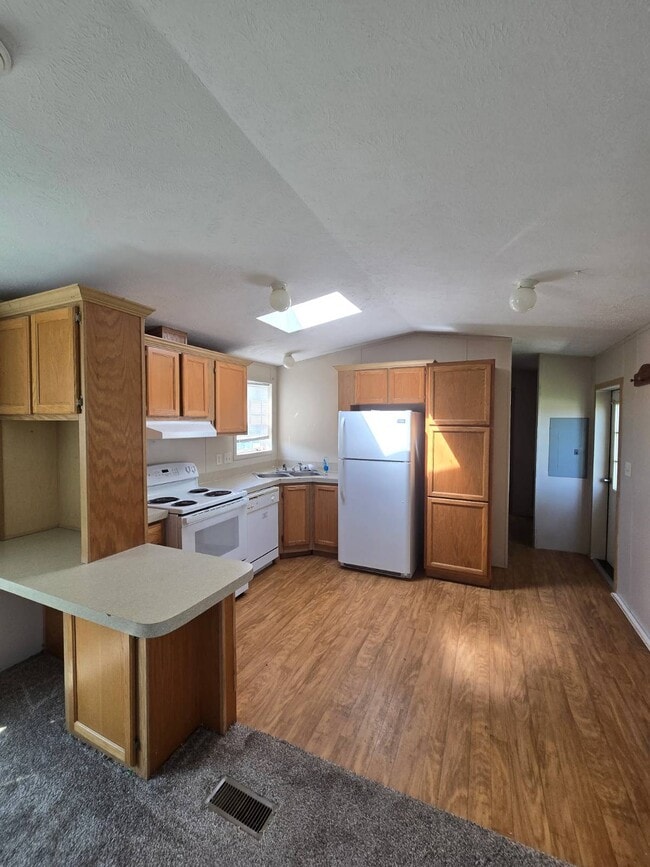 Building Photo - 1301 OH-523