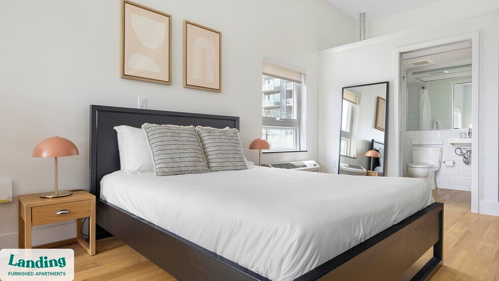 Building Photo - 135 Adams St