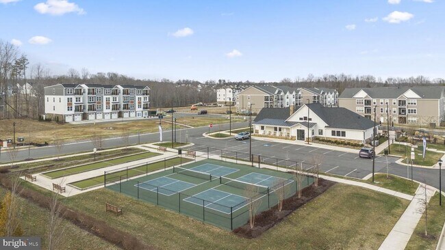 Building Photo - 68 SNOWDROP Dr