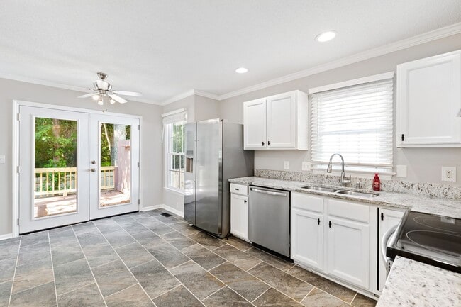Building Photo - Stylish 3BR Ranch in Prime Wake Forest Location!