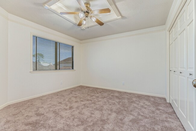 Building Photo - 18242 Vinland Dr