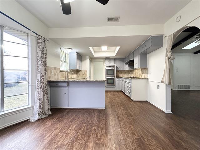 Building Photo - 6010 Fawn Valley Ln