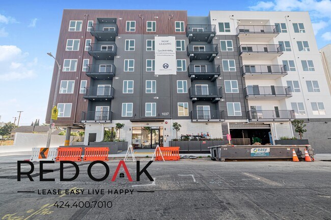 Building Photo - 1037 Dewey Ave