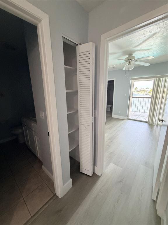 Building Photo - 920 Conecta Dr