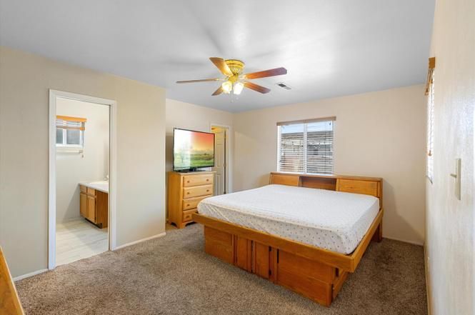 Building Photo - 1512 Spence Ave SE