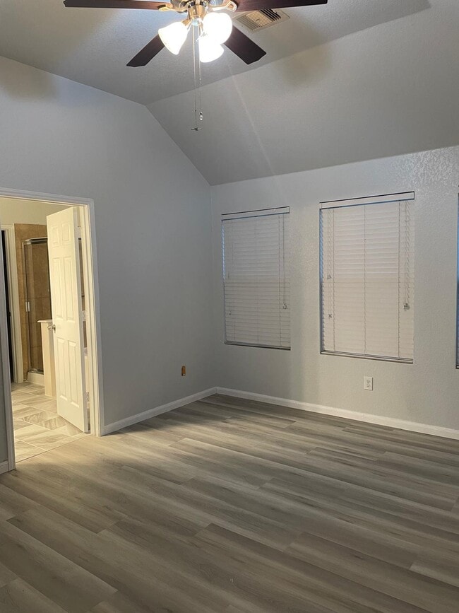 Building Photo - 8127 Redbud Point Ln