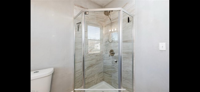 Master shower (updated) - 3436 Chesapeake Blvd