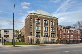 Building Photo - 156 N Central Ave